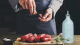 Бутылка для масла и соусов голубая